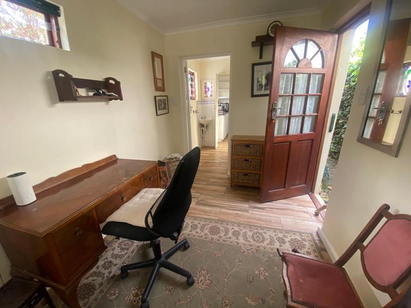 1 Bedroom Property for Sale in Observatory Western Cape